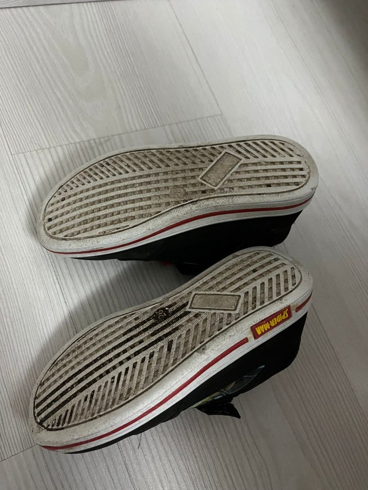 Spider-Man desenli renkli çocuk spor ayakkabı - Görsel 4