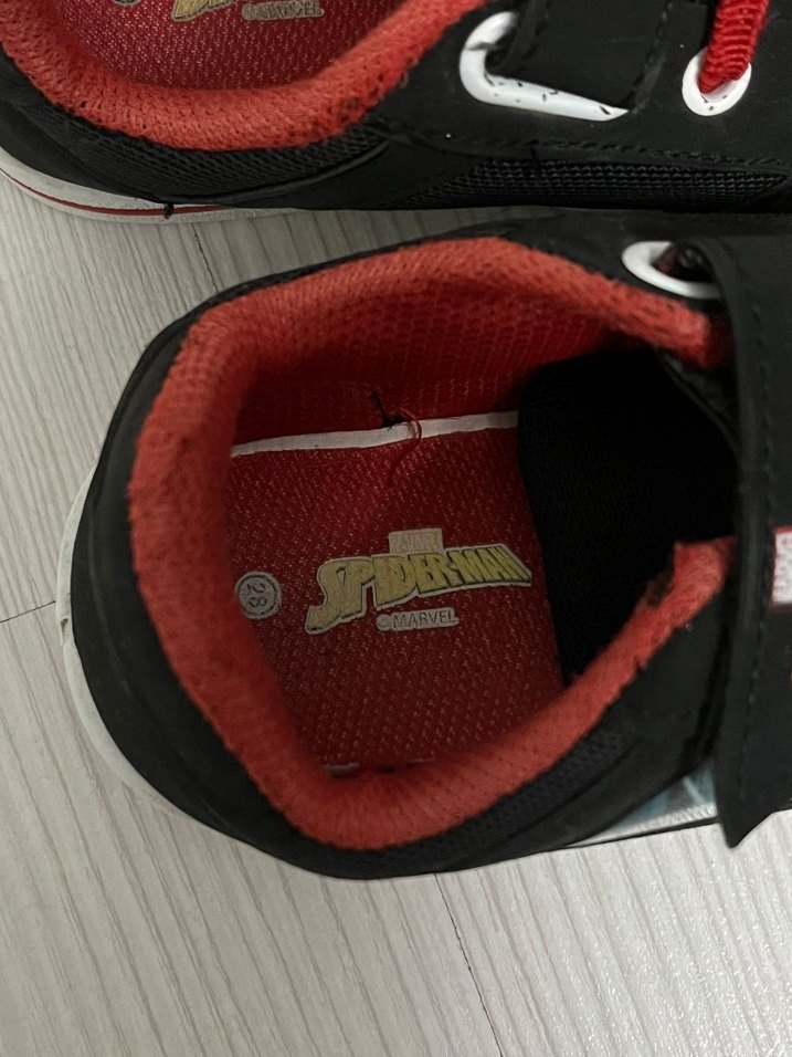 Spider-Man desenli renkli çocuk spor ayakkabı - Görsel 5