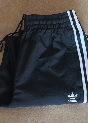Adidas ADİDAS KADIN EŞOFMAN