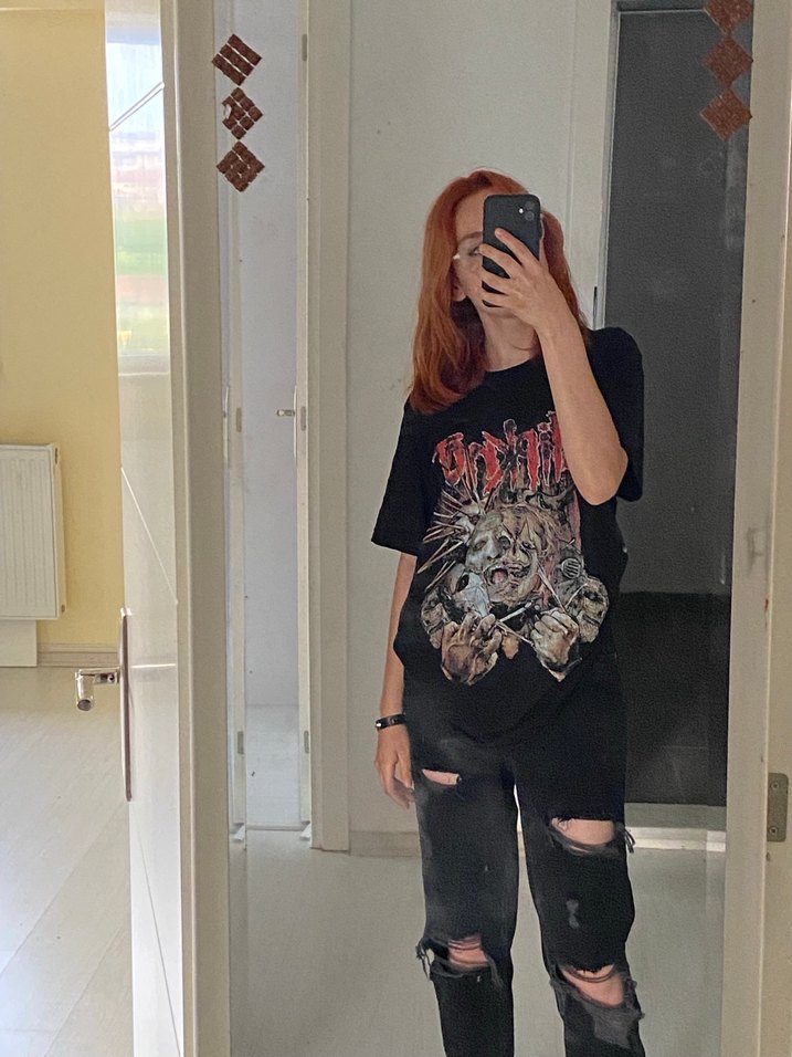 Siyah Rock Punk Kadın Tişörtü - Görsel 2