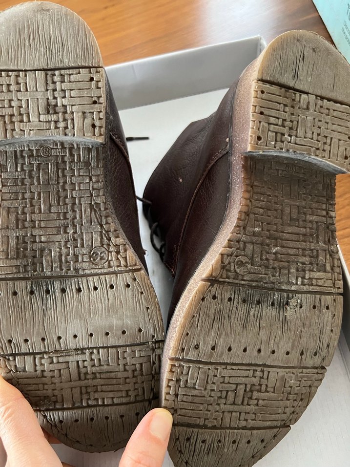 Deri Kadın Bot - Görsel 5