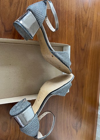 Kadın gece ayakkabısı - Görsel 3