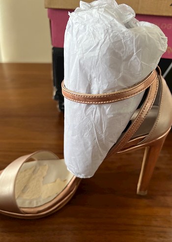 Kadın abiye ayakkabı - Görsel 4