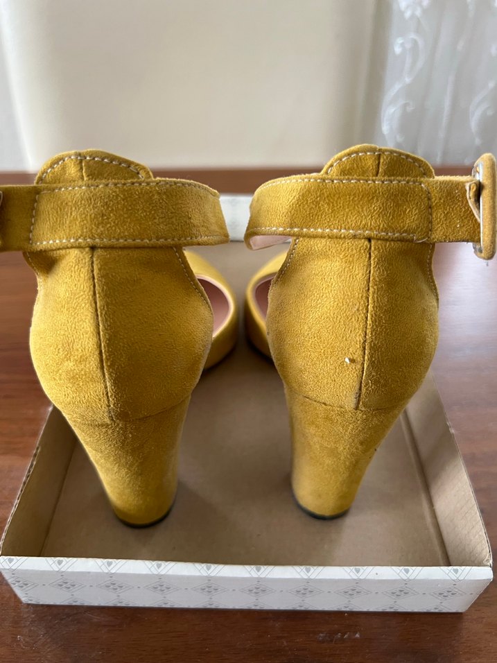 Kadın topuklu ayakkabı - Görsel 4