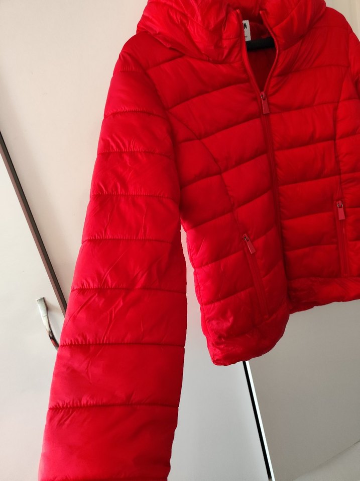 Kırmızı Fermuarlı Kısa Kadın Kışlık Mont - Görsel 3