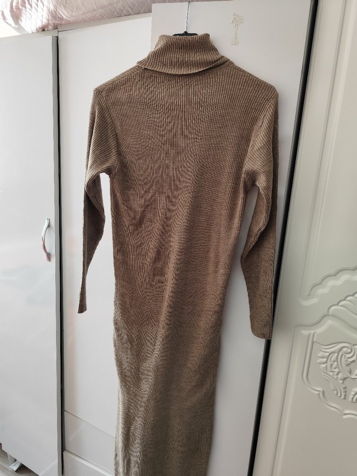 Uzun Kürklü Bej Kadın Yelek - Görsel 3