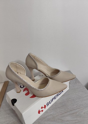 Bej Modern Klasik Yüksek Topuklu Kadın Ayakkabı - Görsel 2