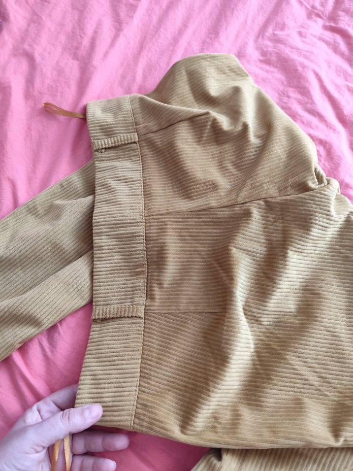 Bej Pilili Kadın Kumaş Pantolon - Görsel 4