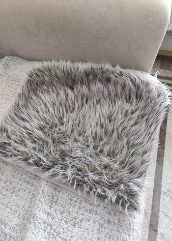 Gri Peluş Modern Dekoratif Yastık - Görsel 3