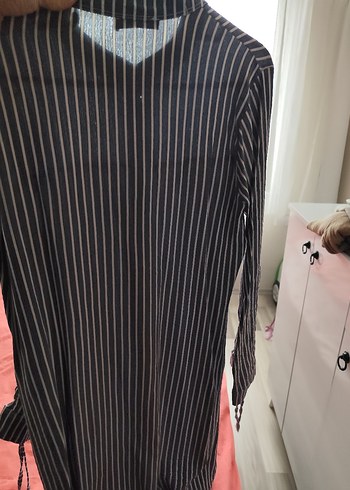 Uzun Kollu Gri Çizgili Keten Gömlek - Görsel 4