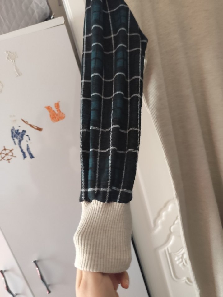 Bej Uzun Triko Elbise - Görsel 3