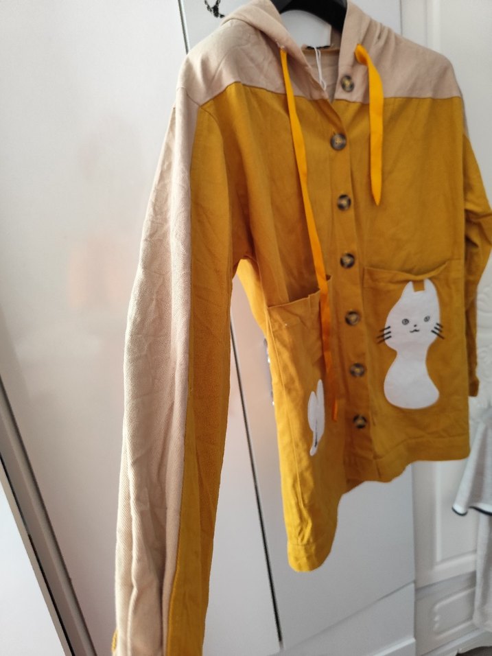 Düğmeli Sarı Kapüşonlu Kedi Desenli Ceket - Görsel 4
