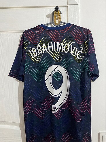 Adidas LA Galaxy Ibrahimovic Formasi