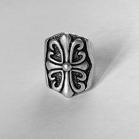 Chrome hearts yüzük