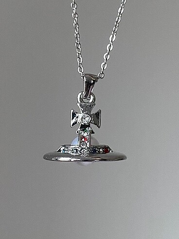 Vivienne Westwood Vivienne westwood nana osaki kolye