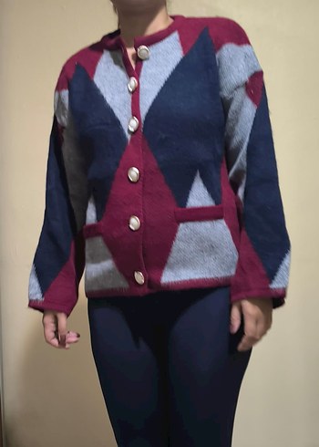 Düğmeli V Yaka Gri Triko Hırka - Görsel 3