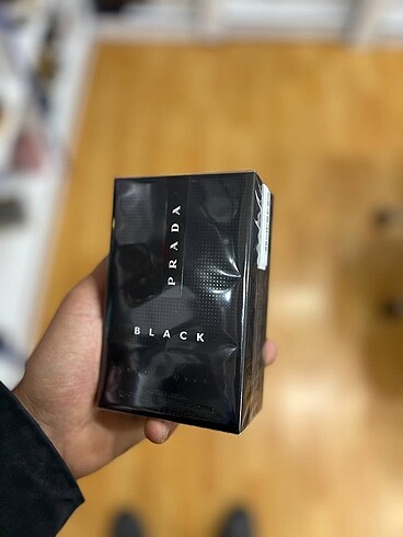 Prada luna rossa black 100 ml