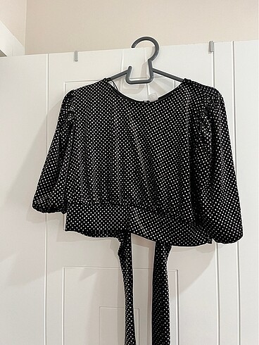 H&M simli üst