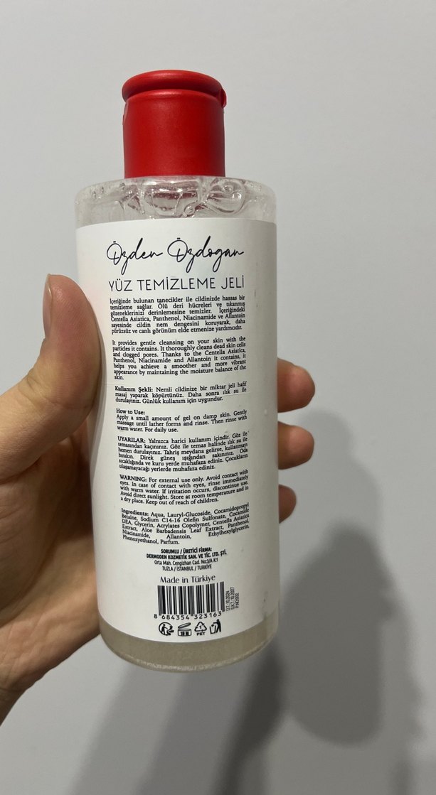 Centella Serisi Yüz Temizleme Jeli - Görsel 2