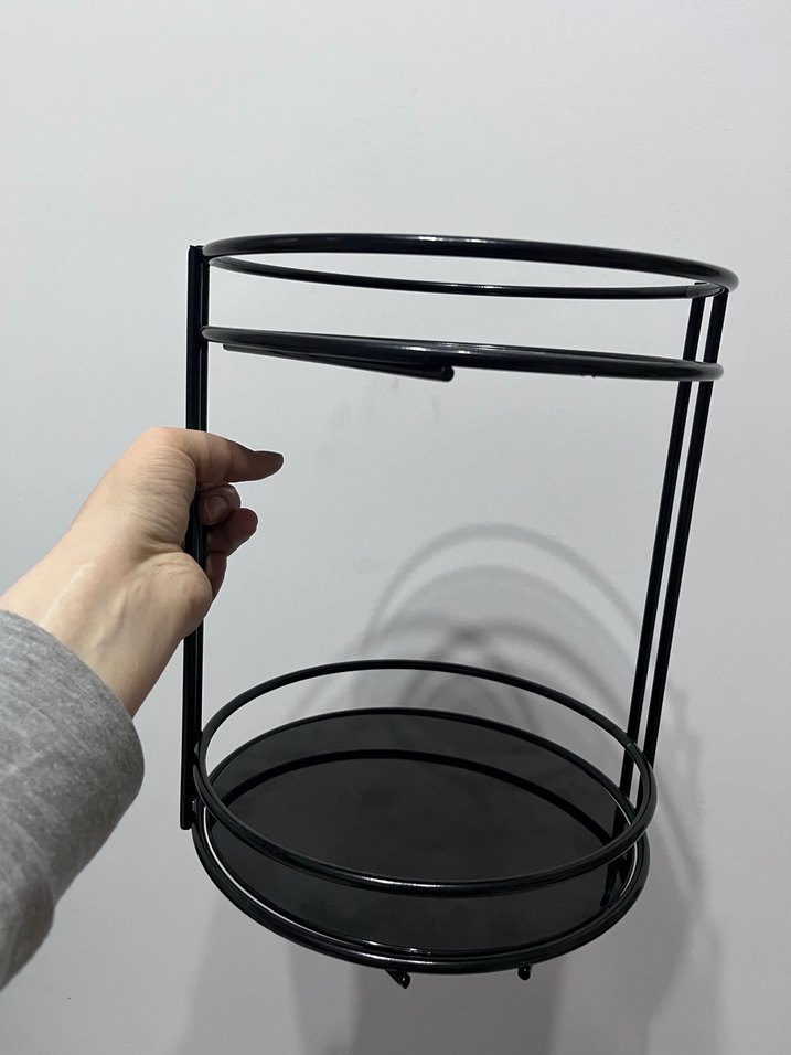 Siyah Metal Makyaj Düzenleyici - Görsel 3