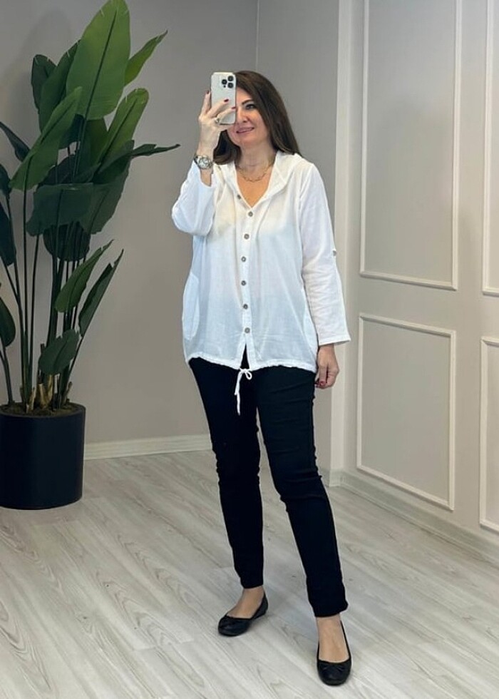 Sırtı dantel detaylı kapşonlu gömlek - Görsel 2