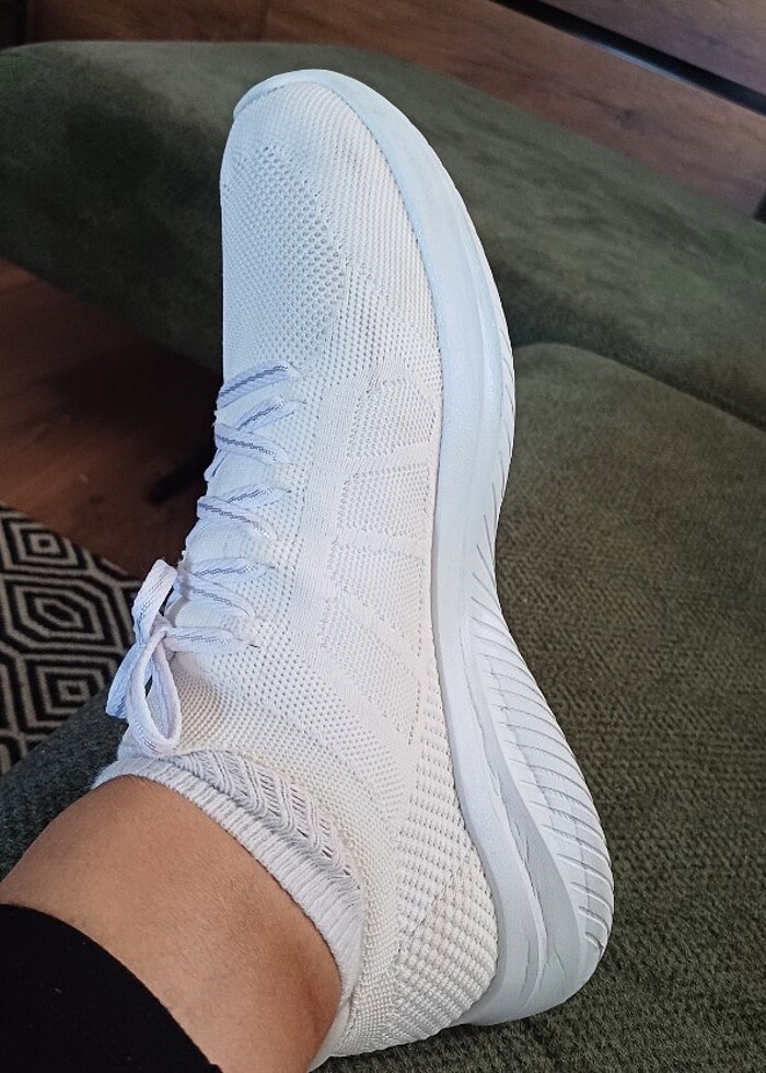 Skechers 42 numara unisex spor ayakkabı - Görsel 3