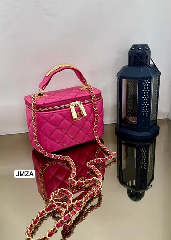 Zincir Detaylı Kadın Çanta - Görsel 3