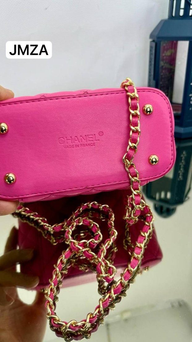 Zincir Detaylı Kadın Çanta - Görsel 4