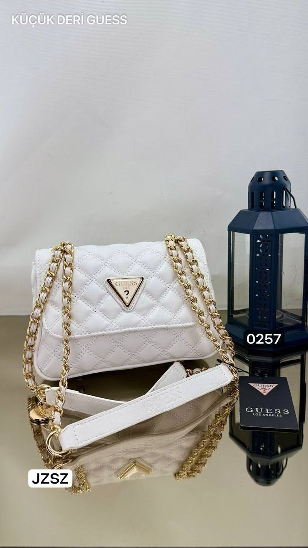 Zincir Detaylı Kadın Deri Çanta A kalite - Görsel 4