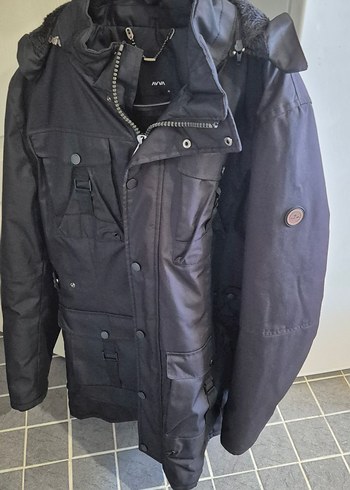 AVVA XL MONT