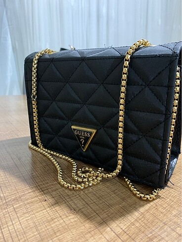 Guess askılı guess çanta