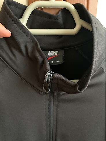 s Beden nike hırka