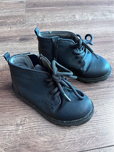 Zara Zara baby yarım bot