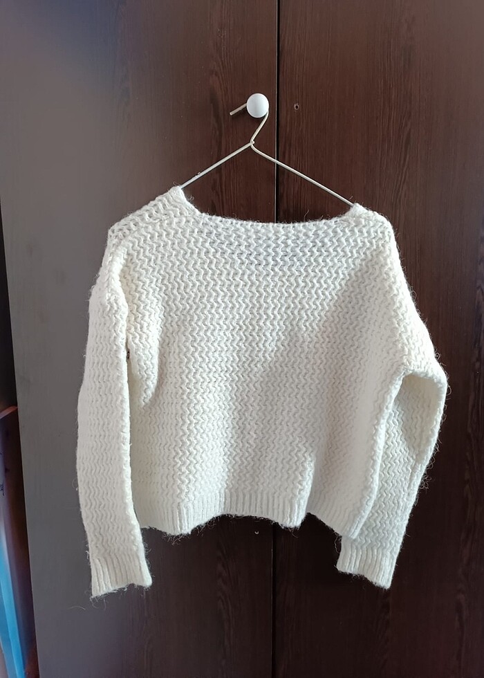 Beyaz örme kazak - Görsel 2