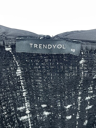 40 Beden siyah Renk Trendyol & Milla Kısa Elbise %70 İndirimli.