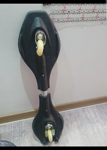 Kırmızı Çocuk Kaykay Scooter - Görsel 2