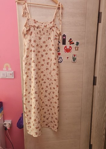 Zara Bej Çiçekli Straplez Midi Elbise