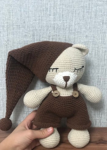 Kahverengi Örgü Uyuyan Ayıcık Peluş Oyuncak - Görsel 3