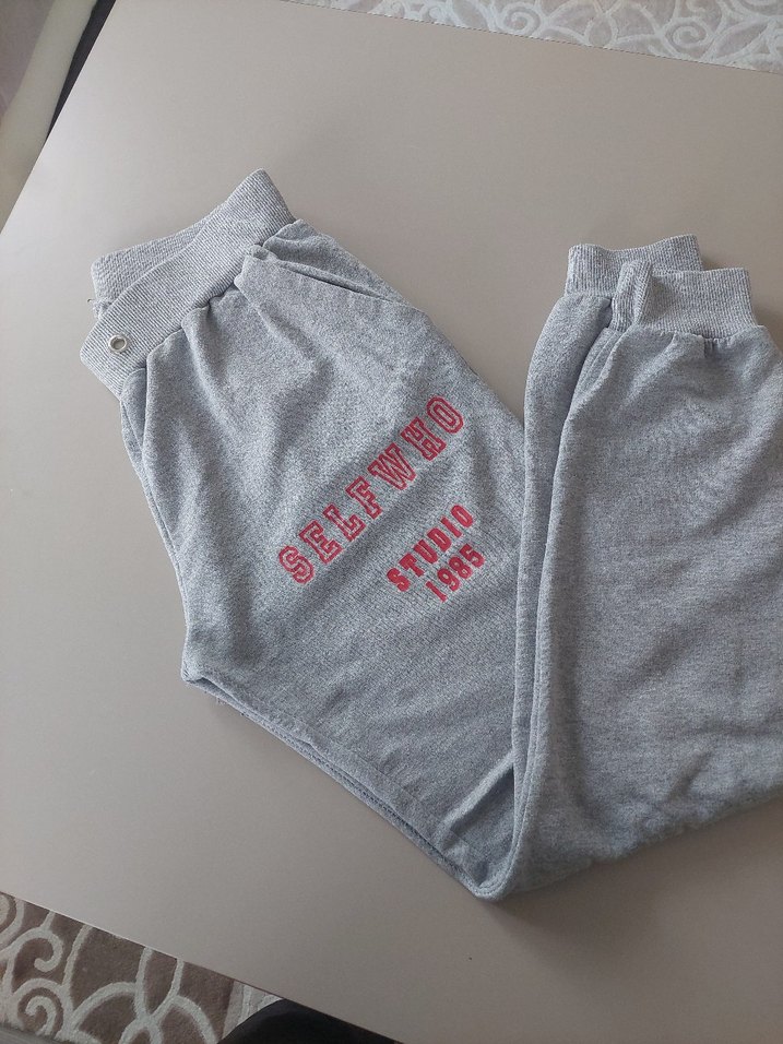 Gri Nakışlı Kadın Eşofman Altı - Görsel 3