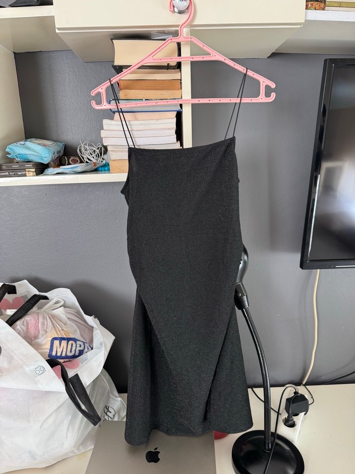 H&M Siyah Yüksek Yakalı Drapeli Midi Elbise - Görsel 2