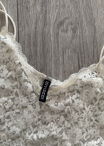 H&M Dantel Detaylı V Yaka Bohem Kadın Atlet - Görsel 2