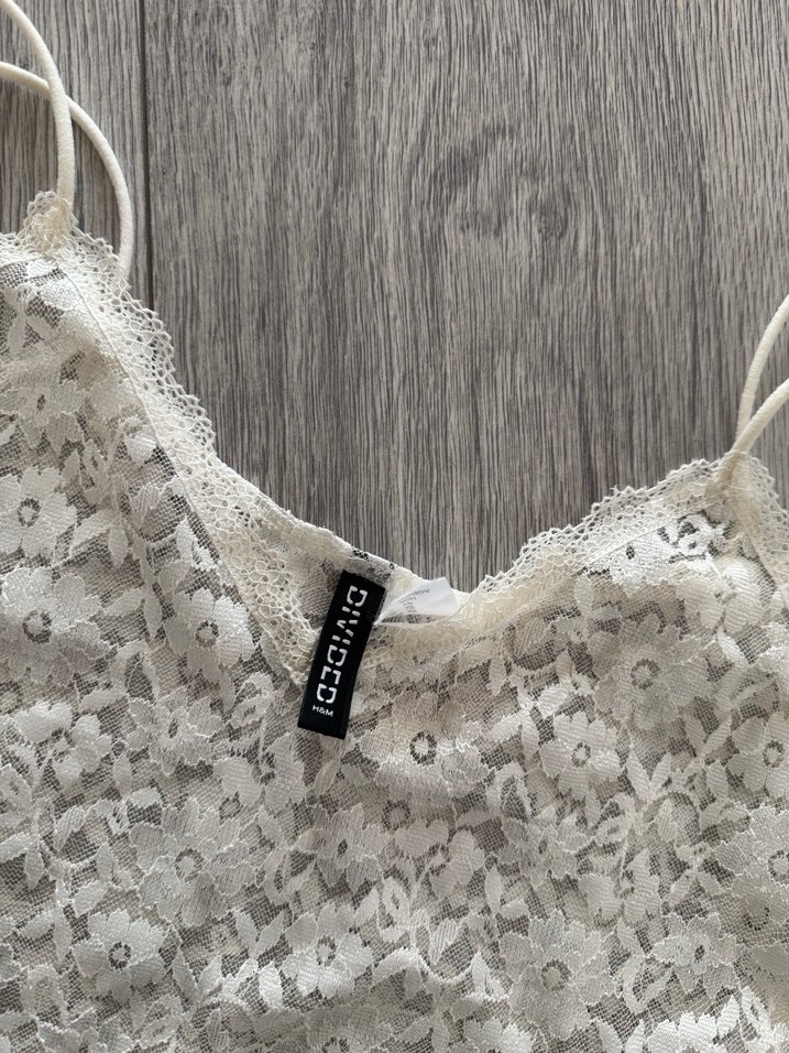 H&M Dantel Detaylı V Yaka Bohem Kadın Atlet - Görsel 2