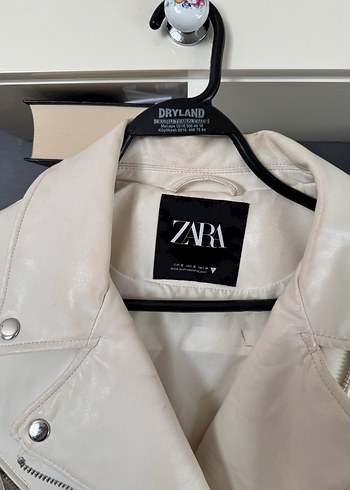 Zara Beyaz Deri Zipperli Kadın Ceket - Görsel 2