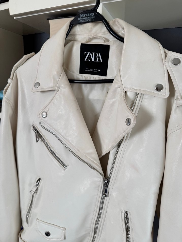 Zara Beyaz Deri Zipperli Kadın Ceket - Görsel 3