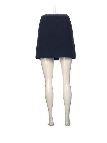 36 Beden Stradivarius Mini Etek %70 İndirimli.