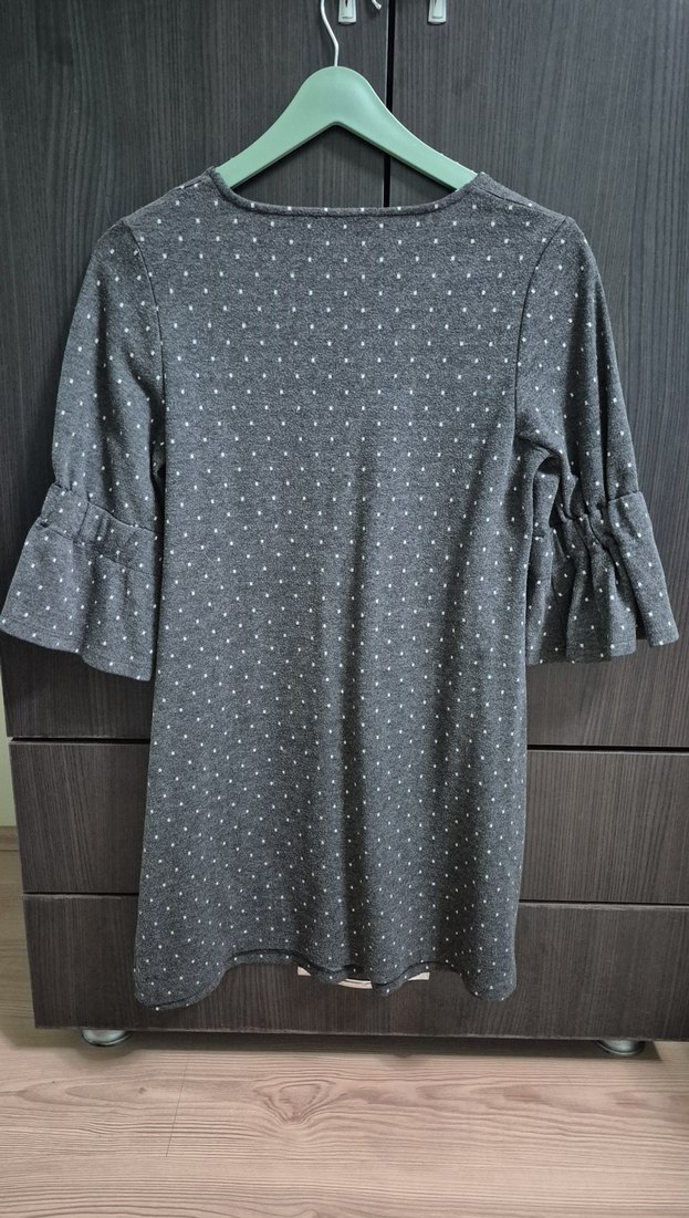 Gri Puantiyeli Hamile Bluzu, Kısa Kollu, Düğmeli - Görsel 3