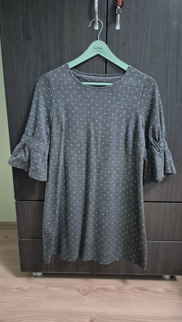 Gri Puantiyeli Hamile Bluzu, Kısa Kollu, Düğmeli - Görsel 2