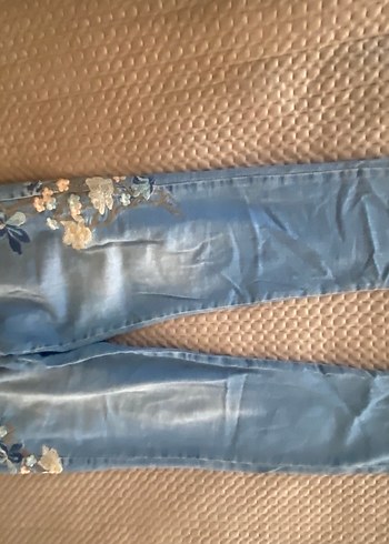 Nakışlı Mavi Bohem Kadın Denim Pantolon