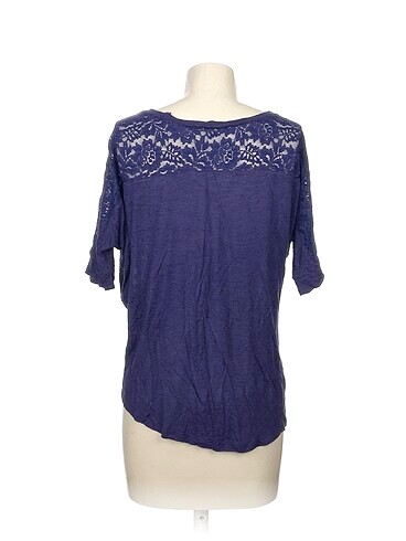 s Beden Batik T-shirt %70 İndirimli.