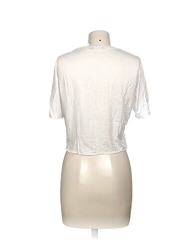 m Beden Diğer T-shirt %70 İndirimli.
